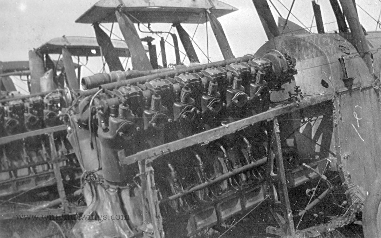 Wingnut Wings - 1/32 400hp Liberty V12 engine sprue
